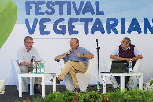 Un italiano su dieci è vegetariano o vegano e spreca meno cibo